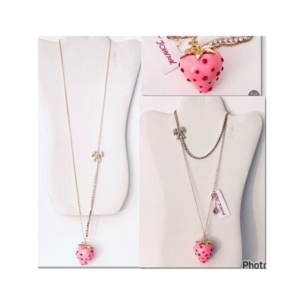 NWT Betsey Johnson Gorgeous Pink Strawberry Pendant Long Gold Bling Bow Necklace